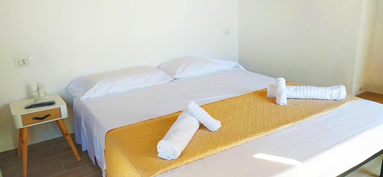 Bed and Breakfast Casa Giada Sul Mare Torrenova  Екстер'єр фото