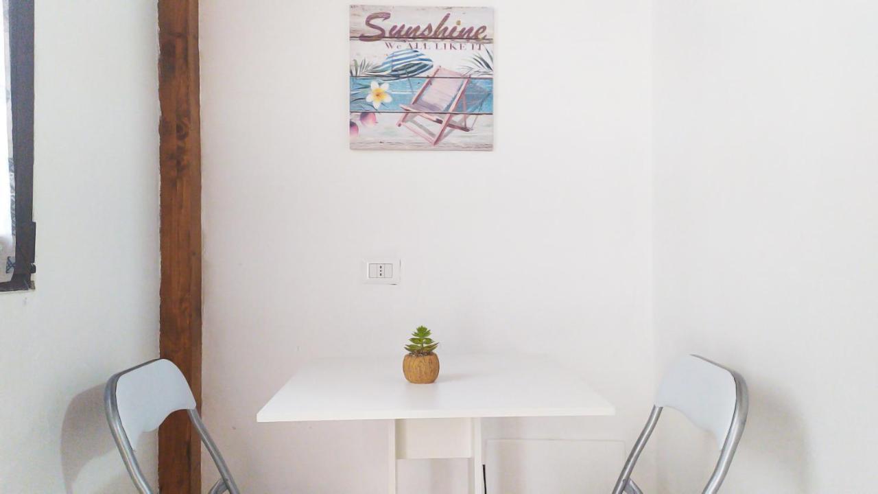 Bed and Breakfast Casa Giada Sul Mare Torrenova  Екстер'єр фото