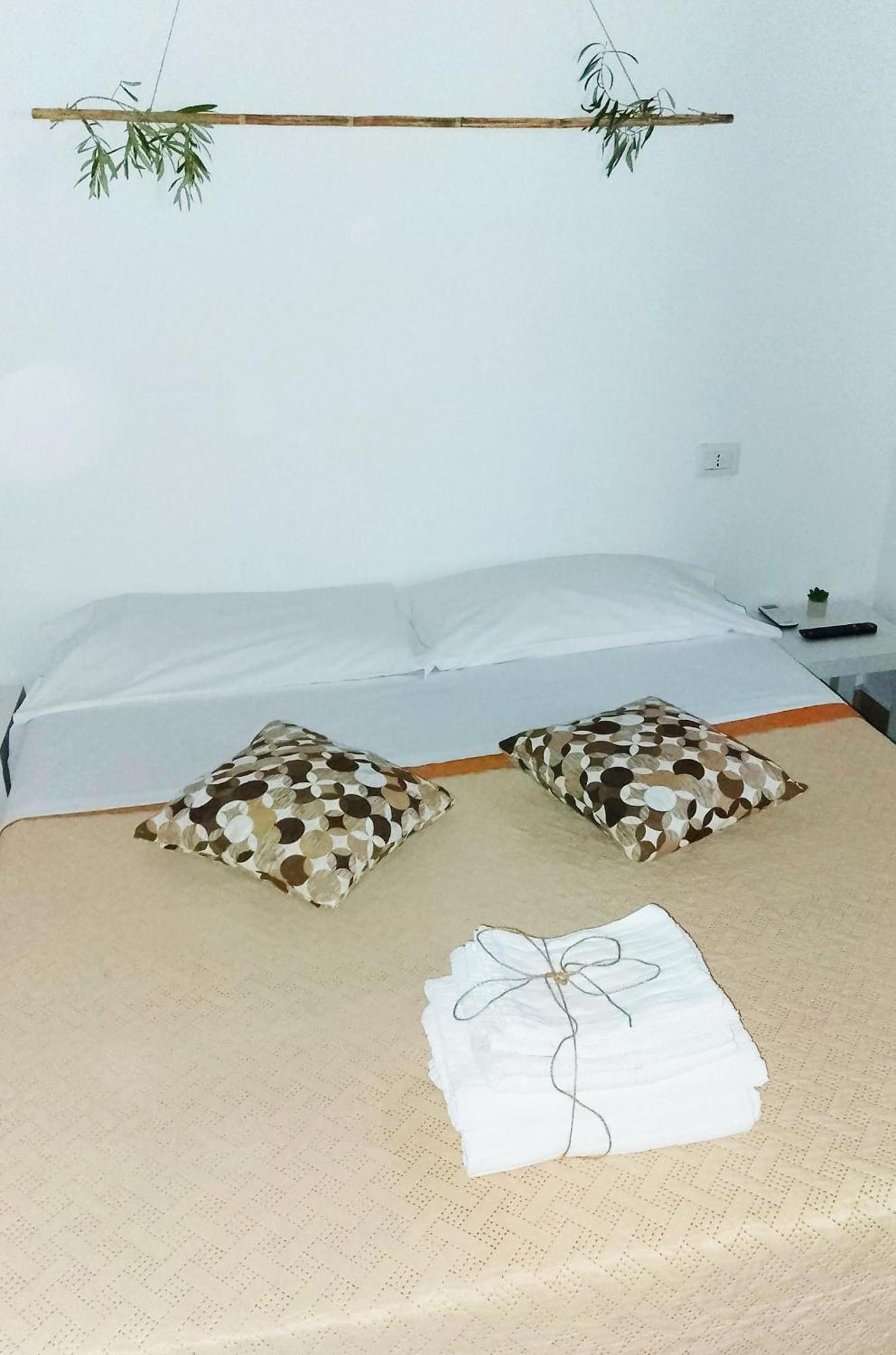 Bed and Breakfast Casa Giada Sul Mare Torrenova  Екстер'єр фото